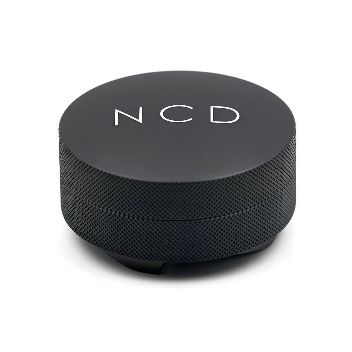 【きれいめファッション51選】上品さと清潔感をキープし nucleus-barista-tools-black- コーヒーメーカー・エスプレッソマシン